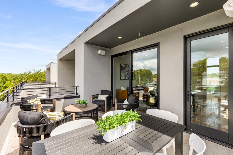 More Photos Of 105 Georgia Ave SE, Atlanta Apartments For Sale