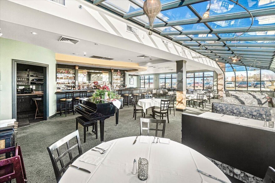 More Photos Of 14548 Pennsylvania Ave, Hagerstown Restaurant For Sale