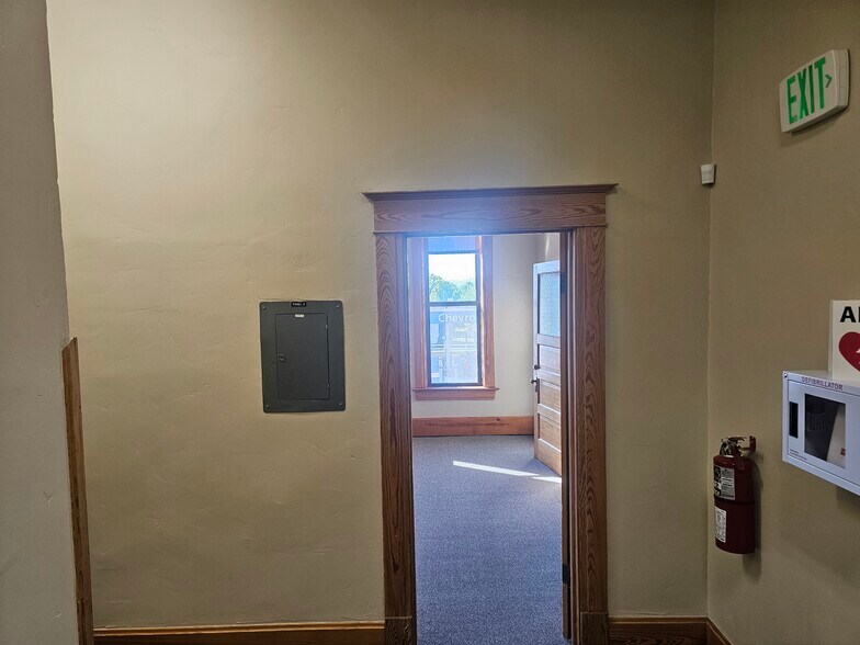 More Photos Of 2 S Main St, Coalville Loft Creative Space For Sale