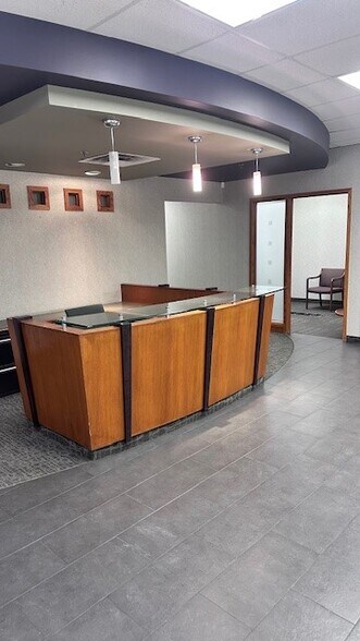 More Photos Of 4909 49 St, Red Deer Office For Lease