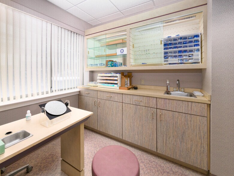 More Photos Of 9247 Old Keene Mill Rd, Burke Office For Sale