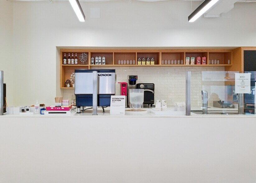 More Photos Of 100 S Juniper St, Philadelphia Coworking Space