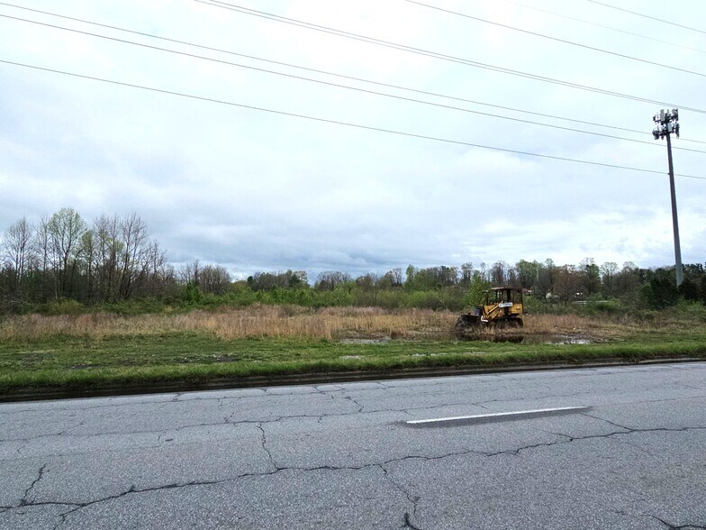 More Photos Of 1710 Spartanburg Hwy, Hendersonville Land For Sale