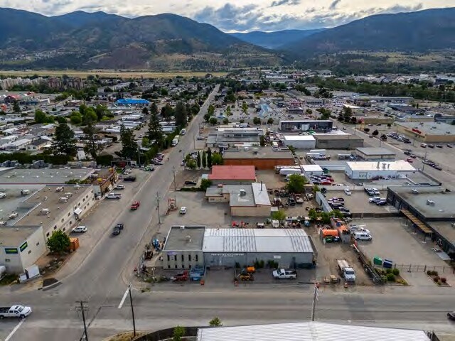 More Photos Of 275 Okanagan Av E, Penticton Industrial For Sale