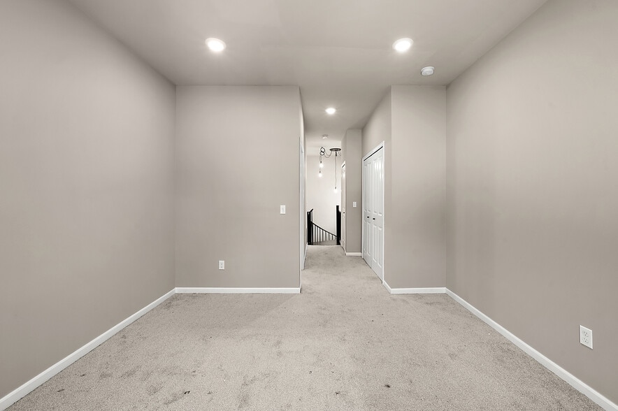 More Photos Of 1241-1251 E Woodward Heights Blvd, Hazel Park Apartments For Sale