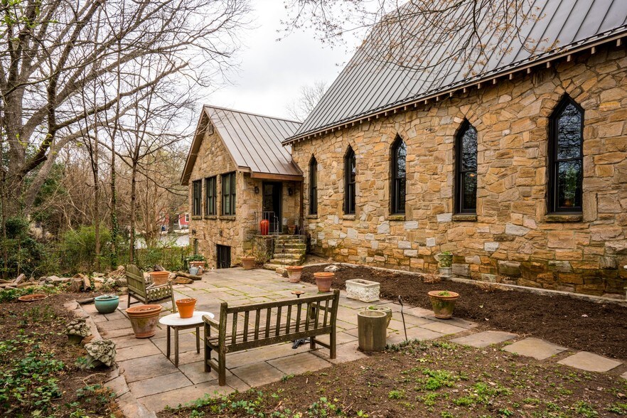 More Photos Of 208 St Marys St, Raleigh Office Residential For Sale