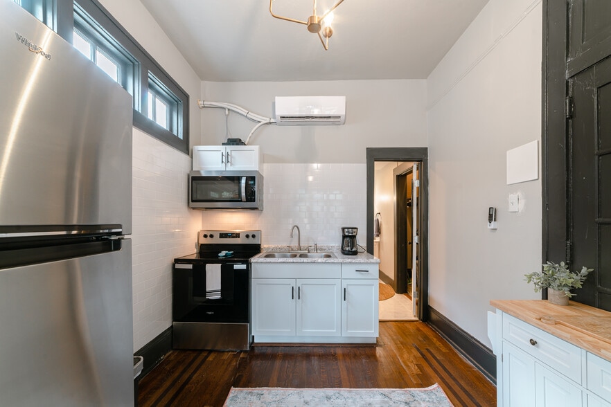 More Photos Of 207 Michigan Ave, Mobile Multifamily For Sale