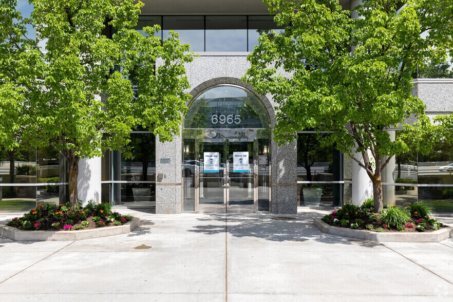 More Photos Of 6955-6965 S Union Park Ctr, Cottonwood Heights Unknown For Lease