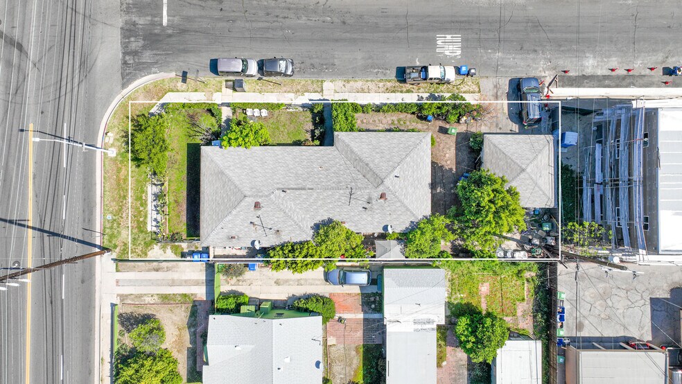 More Photos Of 11202 Oxnard St, North Hollywood Apartments For Sale