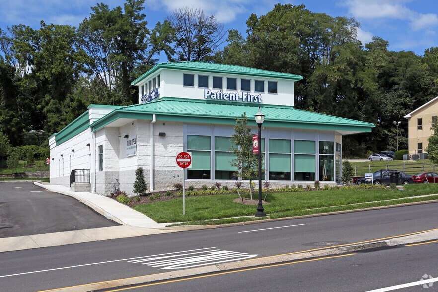 More Photos Of 938 Old York Rd, Abington Medical For Sale