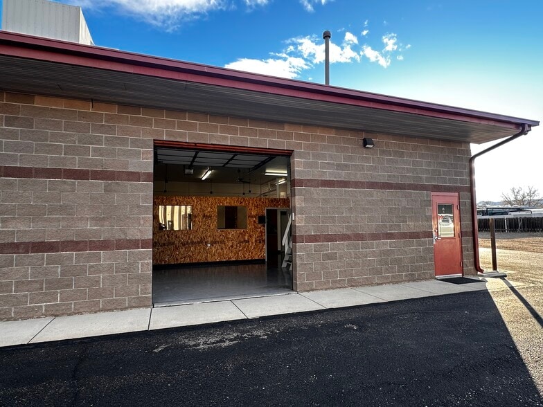 More Photos Of 1225 Blue Spruce Dr, Fort Collins Warehouse For Lease