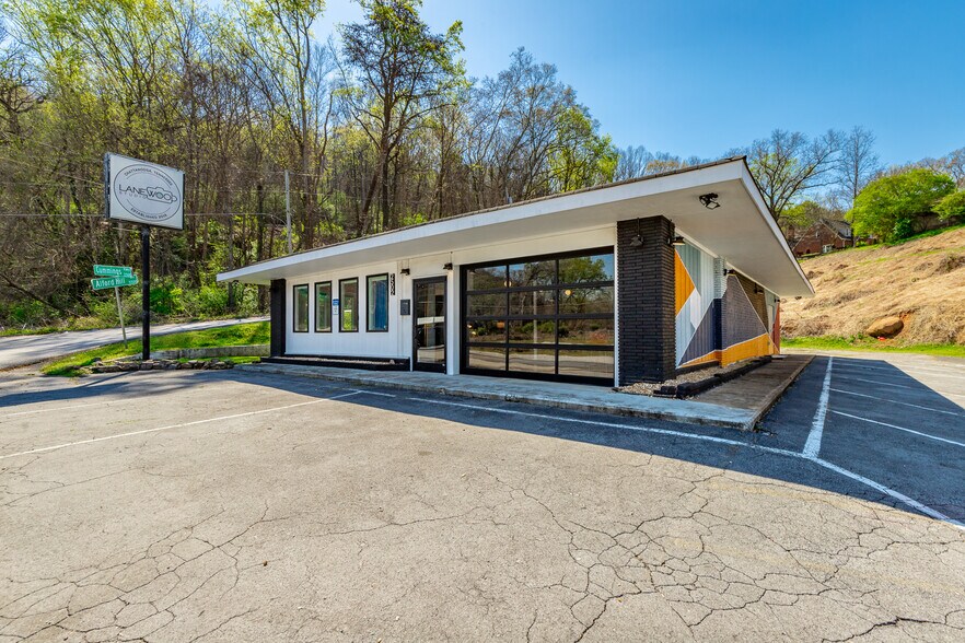 More Photos Of 2502 Cummings Hwy, Chattanooga General Retail For Sale