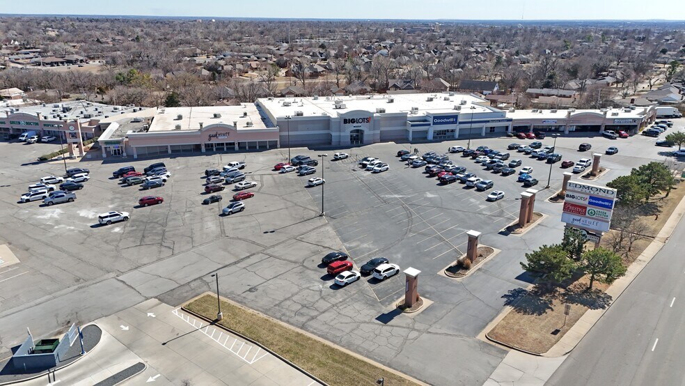 More Photos Of 1700 S Broadway Ave, Edmond Unknown For Lease