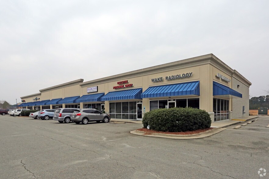 More Photos Of 218-250 Venture Dr, Smithfield General Retail For Lease