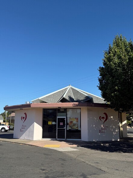 More Photos Of 4910-4970 Freeport Blvd, Sacramento General Retail For Sale