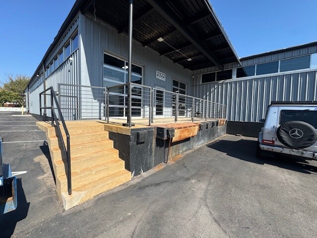 More Photos Of 2322 S 7th St, Saint Louis Warehouse For Lease