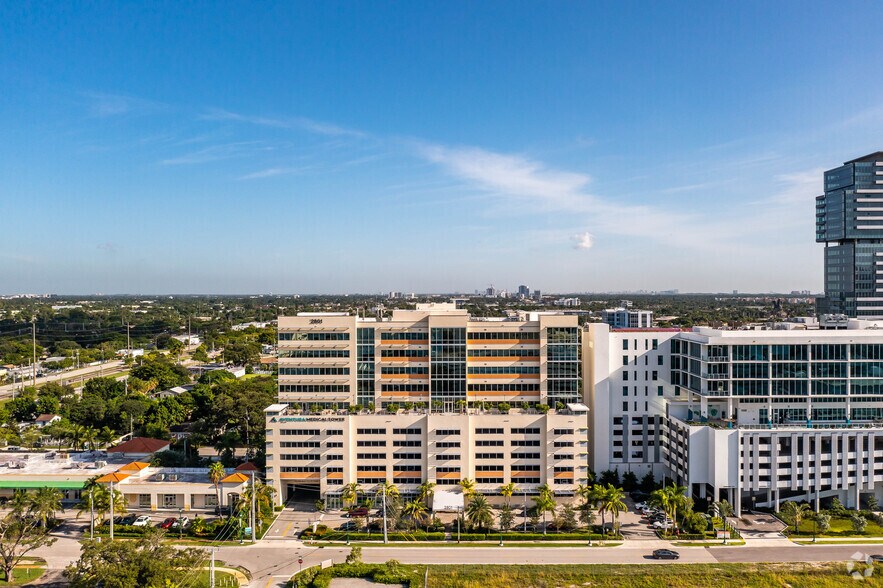 More Photos Of 2801 NE 213th St, Aventura Medical For Sale