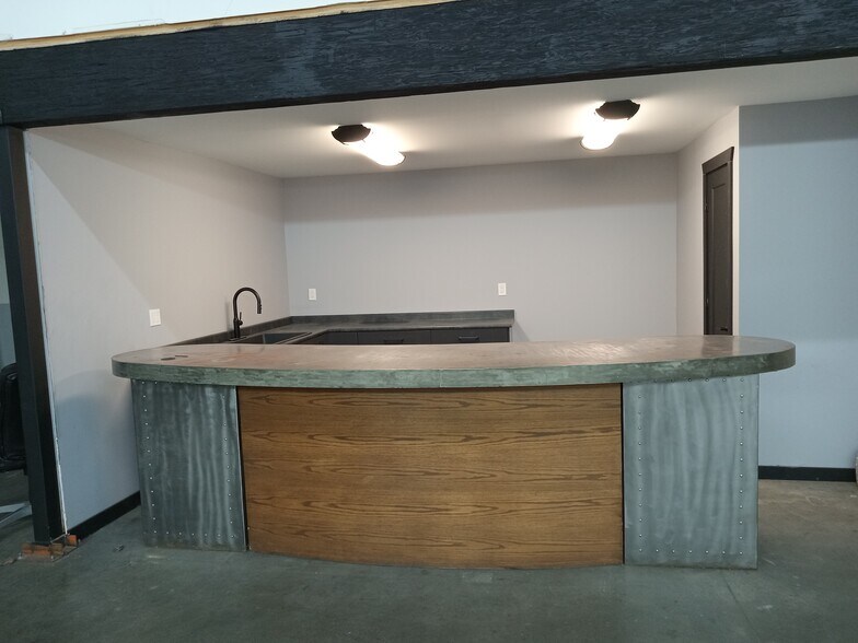 More Photos Of 13325 115th Ave, Surrey Light Manufacturing For Lease