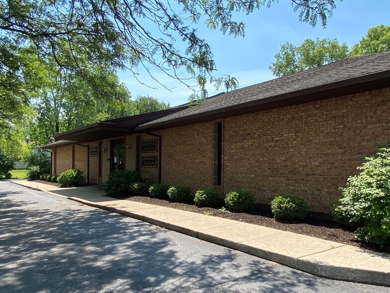 Primary Photo Of 5928-5932 Springboro Pike, Dayton Medical For Lease