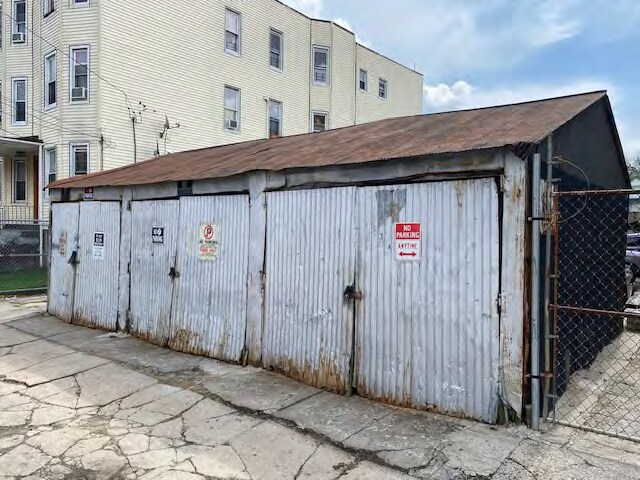 More Photos Of 45 Radford St, Yonkers Auto Repair For Sale