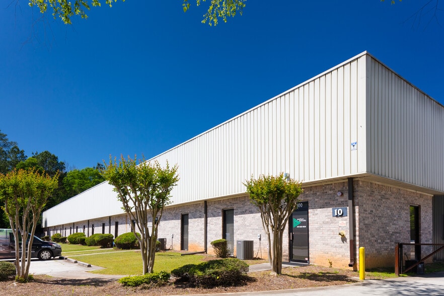 More Photos Of 10 Andrew Dr, Stockbridge Warehouse For Lease