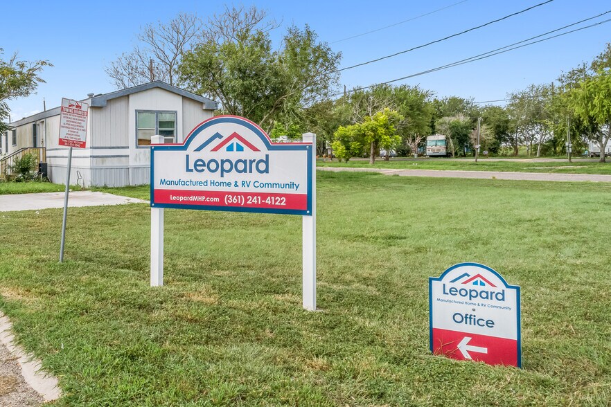 More Photos Of 8225 Leopard St, Corpus Christi Manufactured Housing Mobile Home Park For Sale