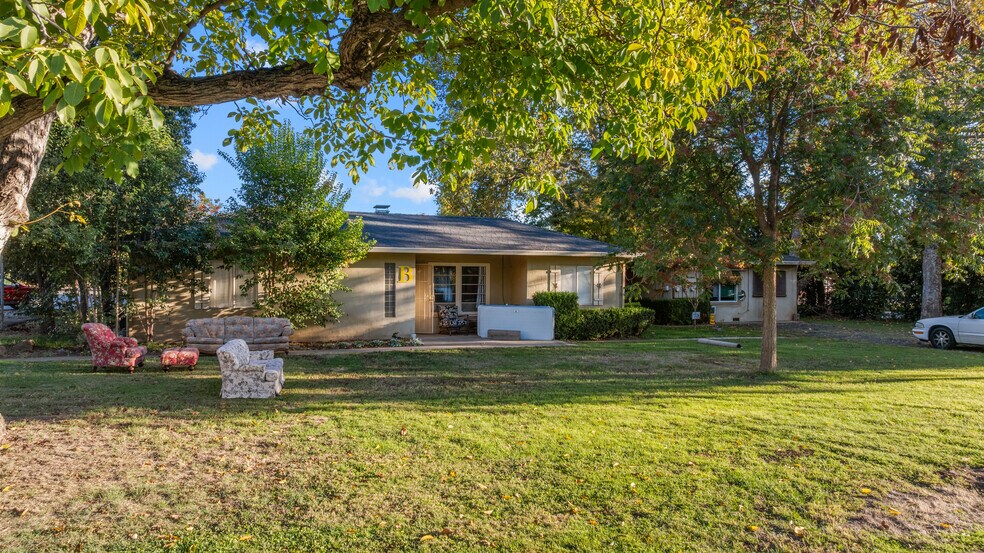 More Photos Of 355 Panama Ave, Chico Flex For Sale