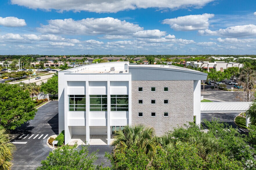 More Photos Of 3291 Woods Edge Pky, Bonita Springs Medical For Lease