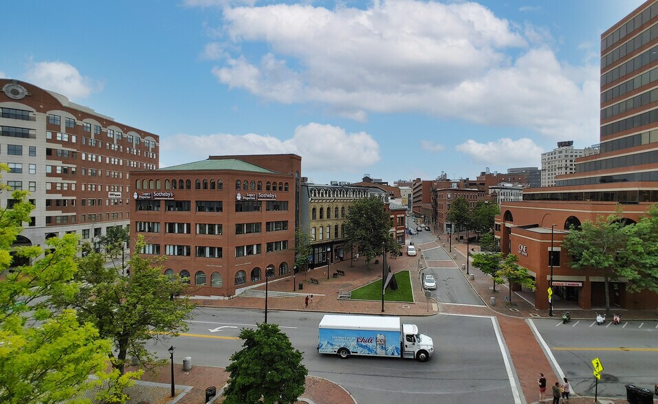 More Photos Of 2 City Ctr, Portland Office For Lease