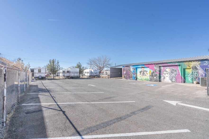 More Photos Of 515 42nd St, Odessa Freestanding For Sale