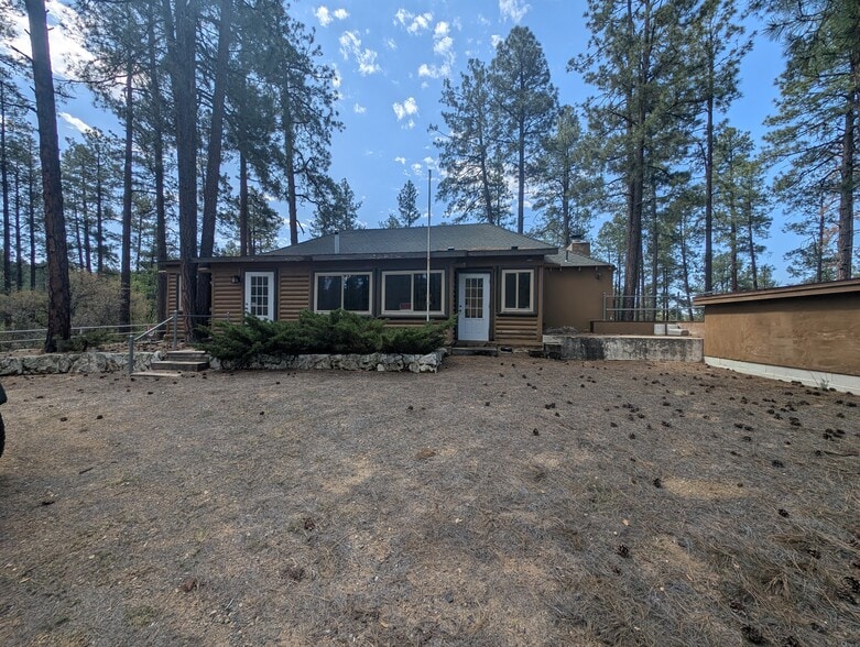 Primary Photo Of 101 Marapai Rd, Prescott Specialty For Sale