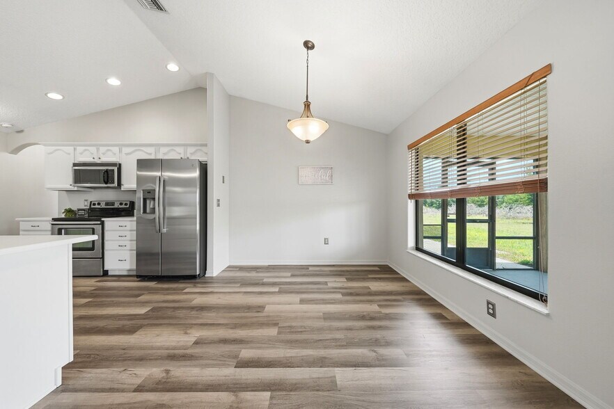 More Photos Of 14433 Lake Yale Rd, Umatilla Land For Sale