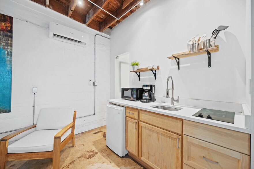More Photos Of 36 Phoenetia Ave, Coral Gables Apartments For Sale