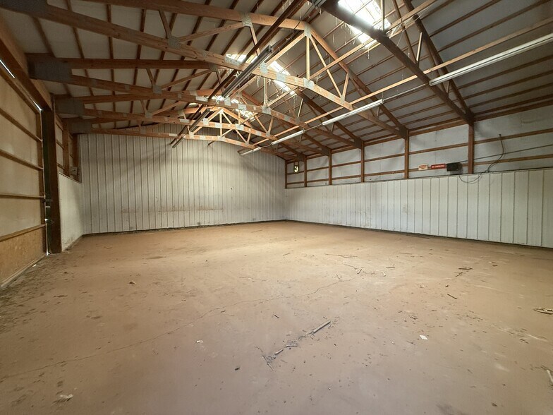 More Photos Of , Lamesa Industrial For Sale