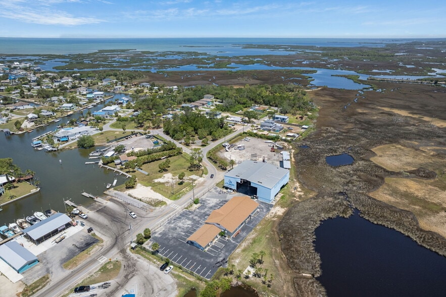 More Photos Of 5000 Calienta St, Hernando Beach Marina For Sale