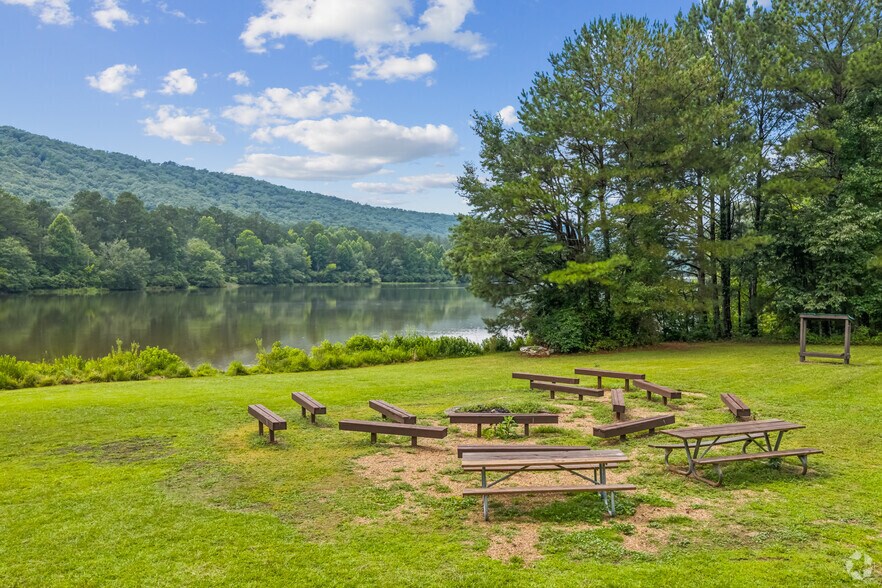 More Photos Of 490 Lake Marvin Rd NE, Armuchee Specialty For Sale