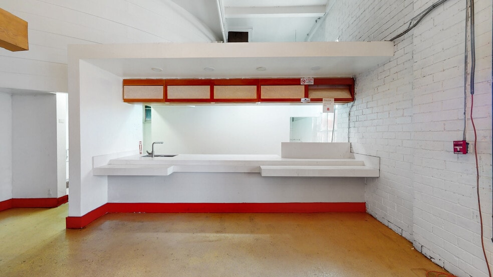 More Photos Of 1329 9th St, Berkeley Storefront Retail Office For Lease