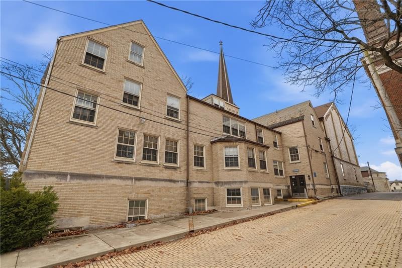 More Photos Of 230 E Jefferson St, Butler Religious Facility For Sale