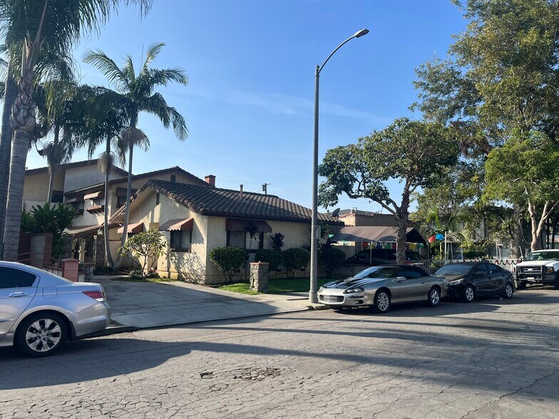 More Photos Of 246 E Hullett St, Long Beach Apartments For Sale