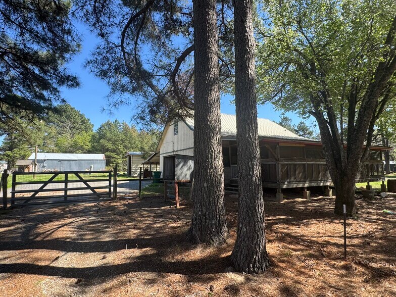 Primary Photo Of 9814 Angie Ct, Cabot Specialty For Sale
