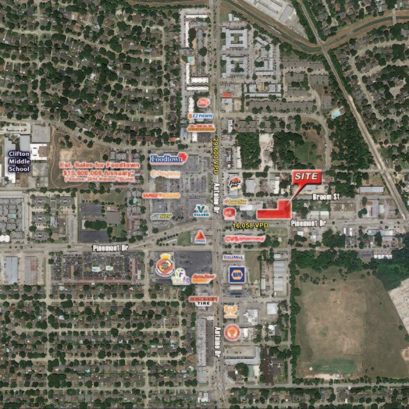 More Photos Of 5602-5608 Pinemont Dr, Houston Storefront Retail Office For Lease