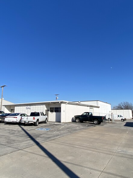 Primary Photo Of 1131 S 71st East Ave, Tulsa Distribution For Lease