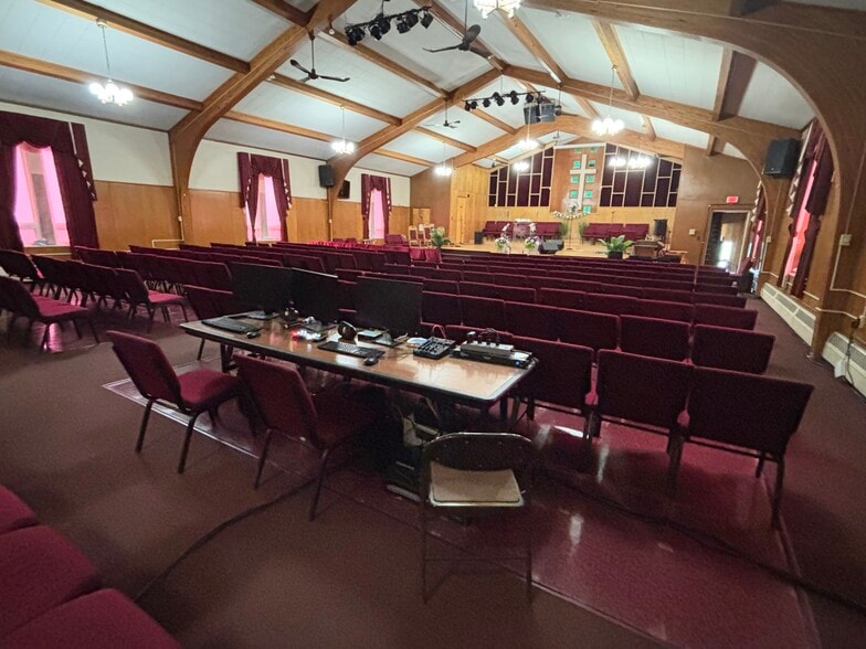 More Photos Of 15003 Joy Rd, Detroit Religious Facility For Sale