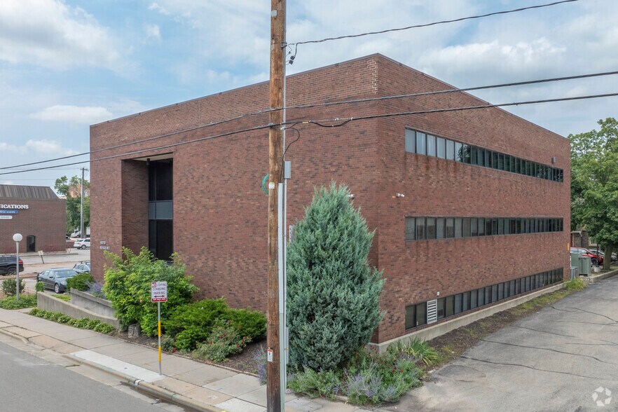 More Photos Of 1020 Regent St, Madison Medical For Lease
