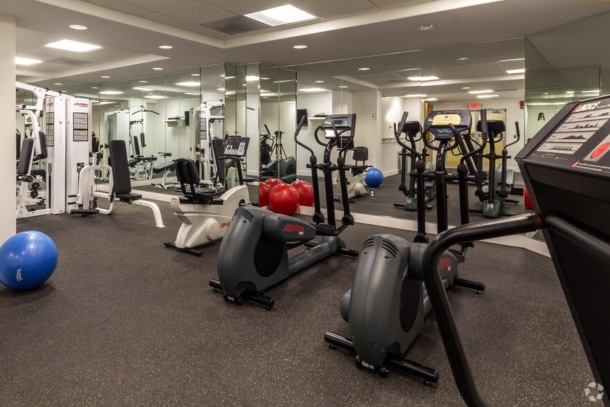 More Photos Of 8610-8650 Georgia Ave, Silver Spring Apartments For Lease