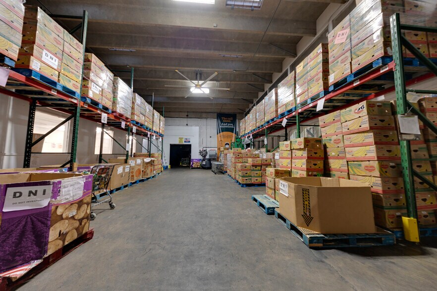 More Photos Of 826 Krill St, Corpus Christi Warehouse For Lease