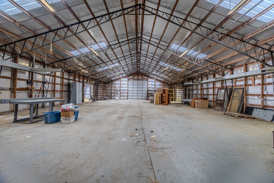 More Photos Of 37 Fairview Rd, Richland Industrial For Sale