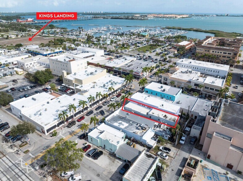 More Photos Of 211 Orange Ave, Fort Pierce Storefront Retail Office For Sale