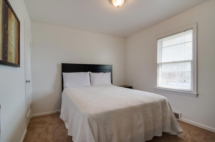 More Photos Of 1109 N Scott Ave, Belton Apartments For Sale