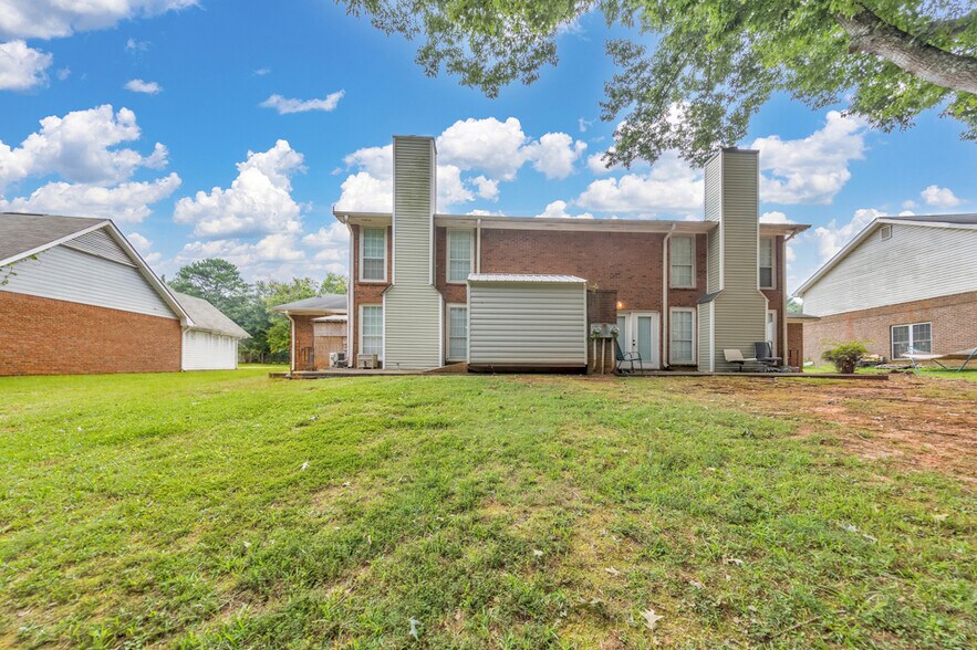 More Photos Of 2814 Briar Hill Ln SE, Conyers Multifamily For Sale